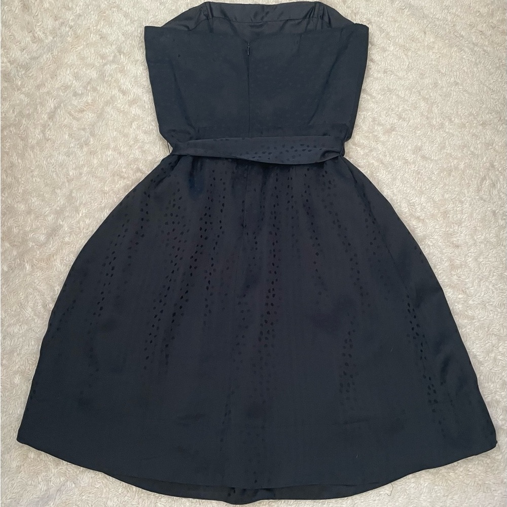 Beautiful Black Silk Strapless Dress by White House Black Market, Size 6 - Picture 5 of 8